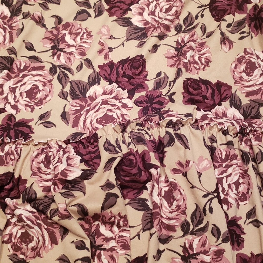 Agnes and Dora long sleeve ruffle tee